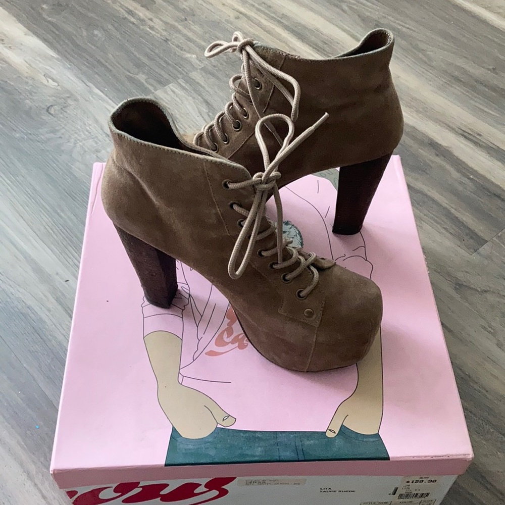 Jeffrey Campbell-Litas!